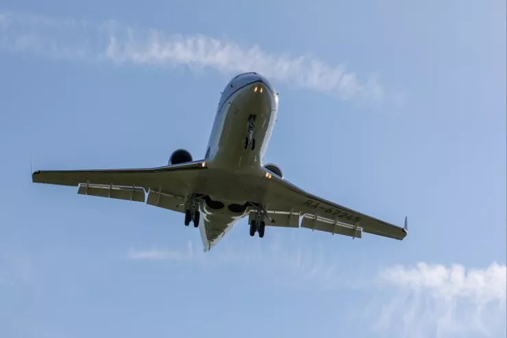 49 gün sonra İrana ilk təyyarə  uçdu