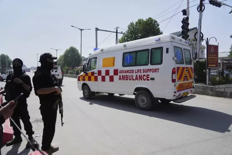 Fişəng fabrikində partlayış - 23 nəfər öldü 