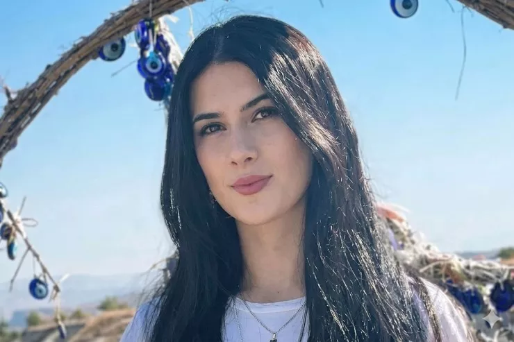 “İdrak”ın müəllimi  onu güllələyən şagirdi   bağışladı