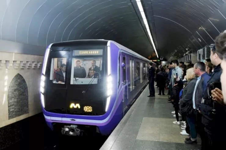 Metrodakı hadisədə 2 qadın xəsarət alıb - biri hamilədir 