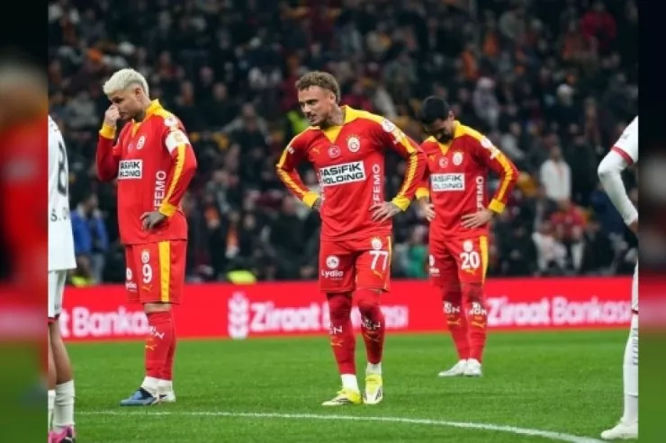 Türkiyə Kuboku : "Qalatasaray" mübarizəni dayandırıb