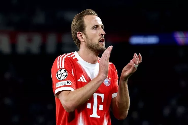 "Bavariya"nın ulduzu "Liverpul"un əfsanəsinin tarixi rekordunu  keçdi