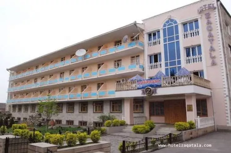 Zaqatalada hotel   yandı