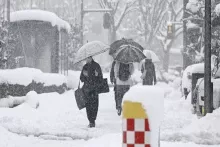 Çox güclü qar yağacaq,  şaxta olacaq, Bakıda yollar buz bağalayacaq  - Sabahın havası