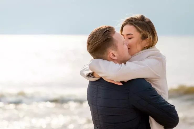 Arvadınız sizdən 5 qat çox  qazanırsa, evliliyi necə xilas etmək  olar?