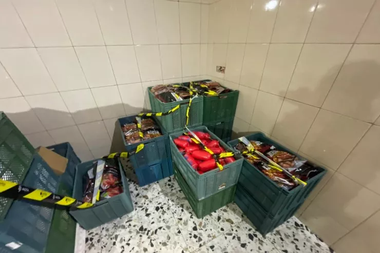 Abşeronda kolbasa sexi bağlandı 