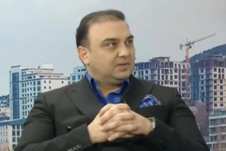 Aşıq Zülfiyyənin oğlu:  “Ona demişəm ki, bu adamlara  salam vermə” - VİDEO 