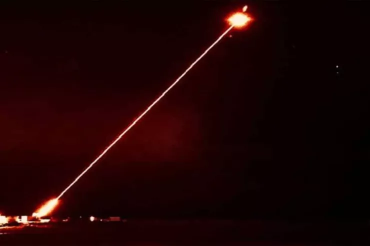 Lazer sınaqları  ABŞ hava məkanının bağlanmasına səbəb oldu