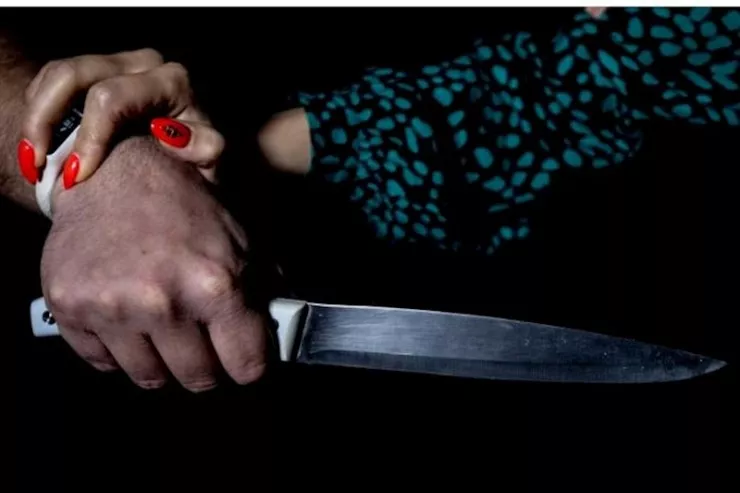 Astarada anasını öldürən  oğula HÖKM OXUNDU