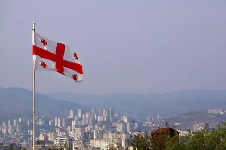 Gürcüstanda bəzi sahələrdə əcnəbilərin işləməsi qadağan edilir 