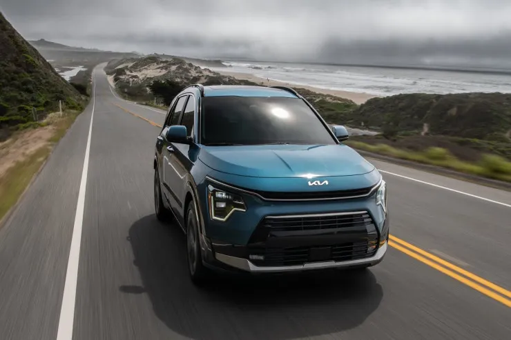 Bütün rəqiblərini üstələyiblər : Ekspertlər bu 4 avtomobili  almağı məsləhət görür