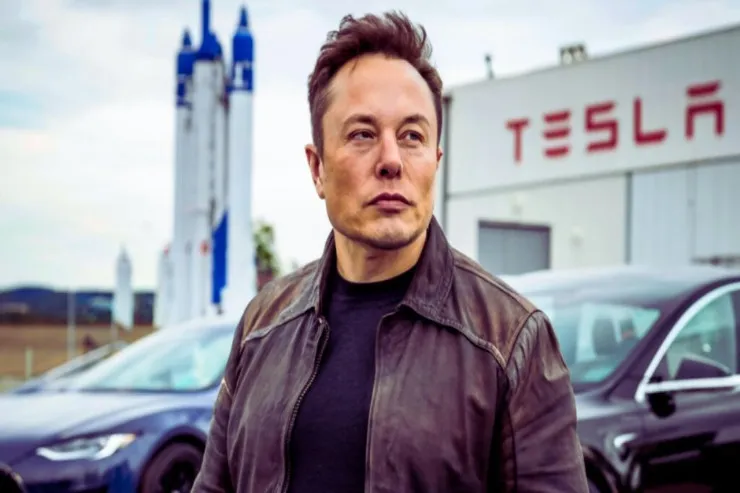 "Onu həbs edin!"  - İlon Maskdan çağırış