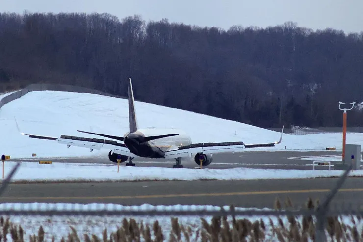 Maduro və həyat yoldaşı Nyu-Yorkda təyyarədən endirildi -VİDEO 