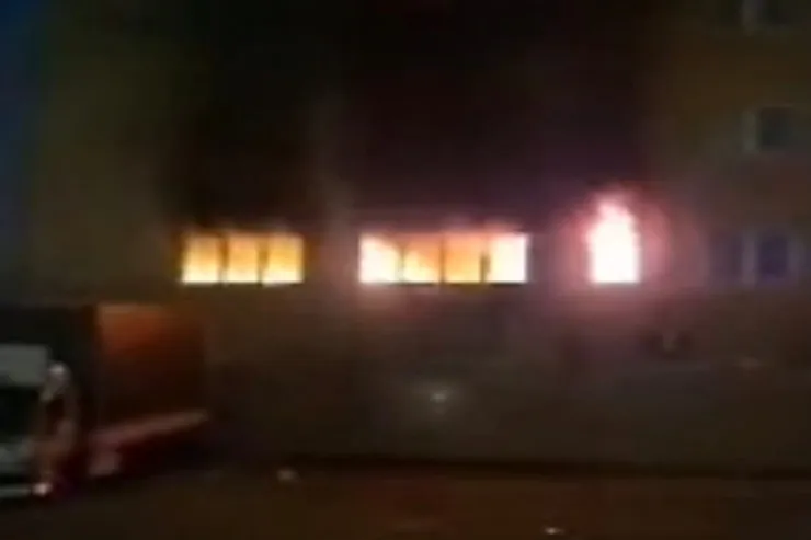 İranda etirazların 10-cu günü:  İslam Şurasının binası yandırıldı - VİDEO 