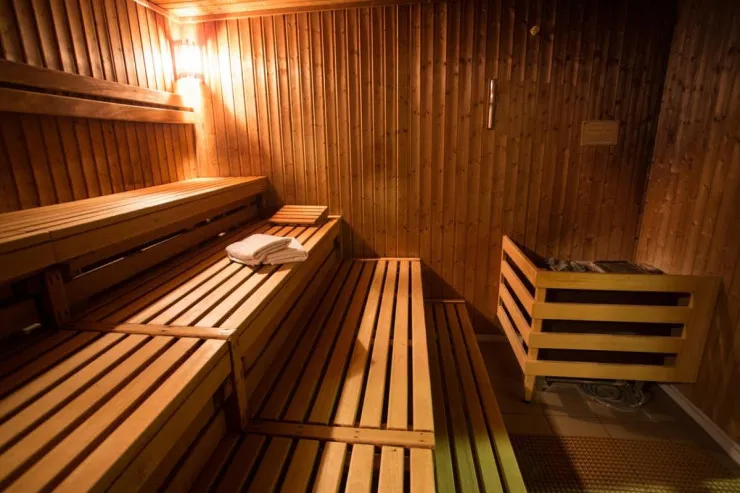 Sauna həqiqətən sağlamlığınız üçün  faydalıdır?