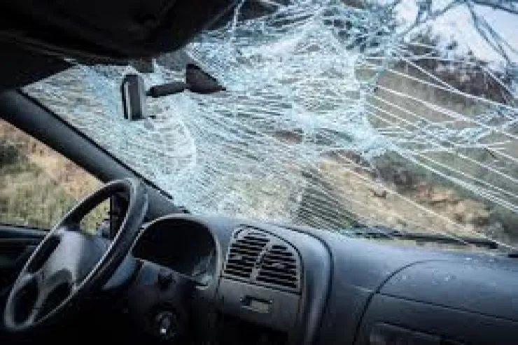 Bakı-Şamaxı yolunda qəza olub, 3 yaralı var 