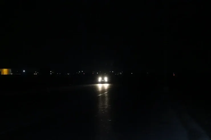 Yollarda bəzək üçün quraşdırılan işıq dirəkləri: texniki problem, ya insan həyatına təhdid? - ARAŞDIRMA 