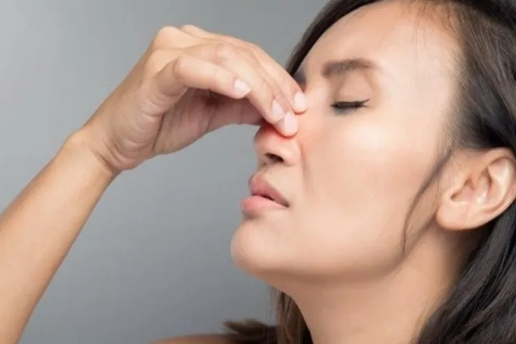 Soyuqdəymə zamanı daha rahat nəfəs  almaq - Burun tıxanıqlıığına  kömək edən 6 qida 