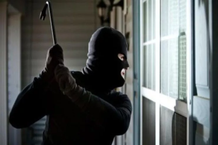 Bakıda restorana basqın edən maskalı yeniyetmələrə  HÖKM OXUNDU