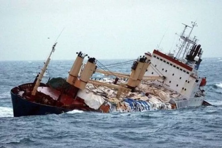 İranın gəmisi Xəzər dənizində qəzaya uğradı 