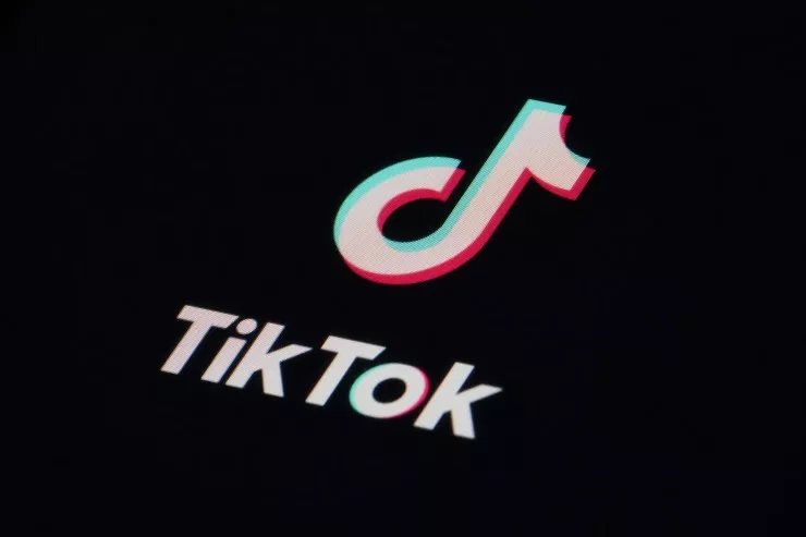 TikTok uşaqların yaşını müəyyən edib  hesabını siləcək