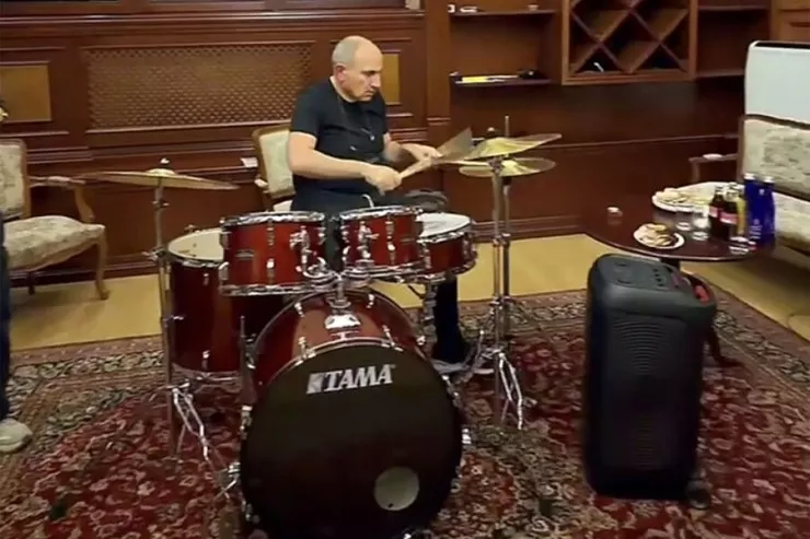 Paşinyan öz musiqi qrupunu  yaratdı