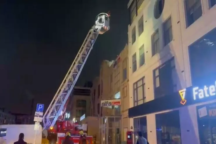 Bakıda obyekt yandı - VİDEO 