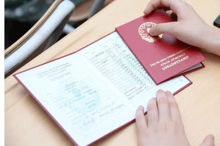 Martda attestat imtahanı verib, iyuna qədər dərsə niyə gedirlər? - TƏHSİLDƏ PROBLEM 