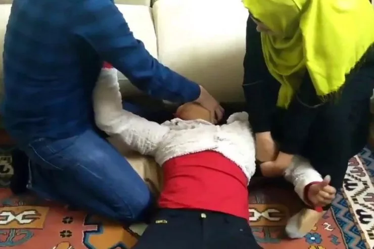 Ər-arvad "cin çıxarmaq" adı  ilə 9 yaşlı qızı öldürdü 