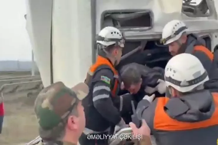 Bakı-Quba yolunda AĞIR QƏZA:  ölən var - VİDEO 