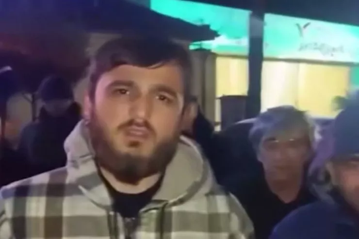 Rusiyaya məxsus avtomobillər Azərbaycanın köməyilə  İrandan çıxarılır