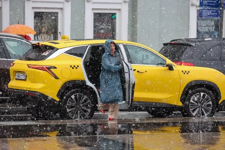Taksi sürücülərinə  çətin hava şəraitində qiymətləri qaldırmaq  qadağan ediləcək