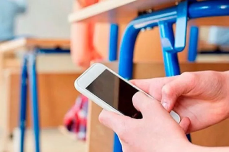 9 nəfər  buraxılışı imtahanından QOVULDU   - DİM