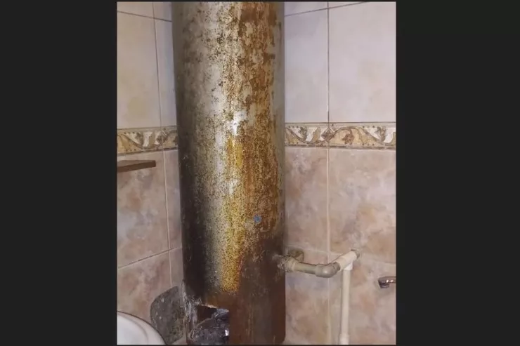 Ağdaşda "kalonka" partladı, kişi yanıb öldü 