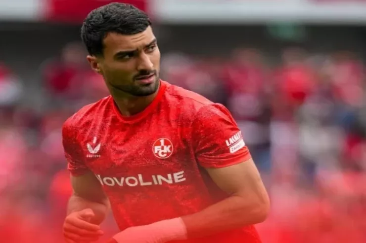 Emreli fərqləndi, komandası qələbə qazandı 