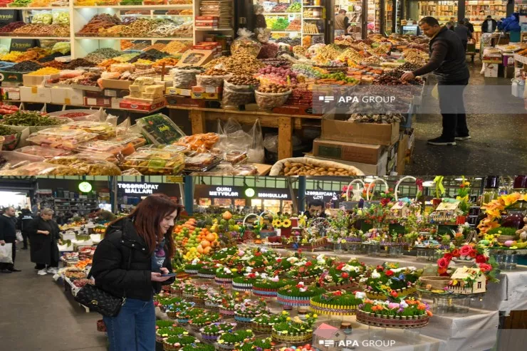 20 manata ananas, 60 manata püstə  - “Yaşıl Bazar”dan bayram  REPORTAJI 