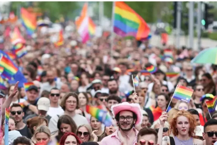 Bu ölkə eynicinsli nikahları tanıyacaq