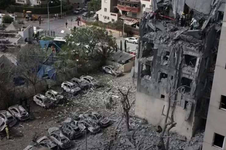 İran İsrailin Arad şəhərini vurdu: 30-dan çox yaralı  var