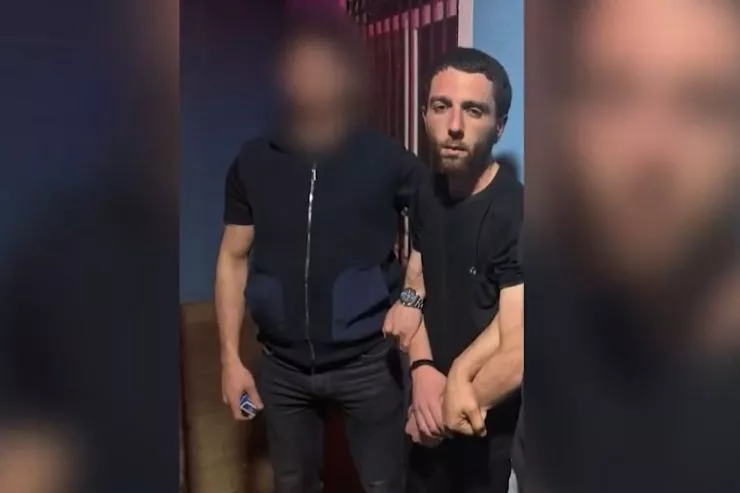 Taksi sürücüsünü qarət edən "müştəri"  tutuldu - VİDEO 