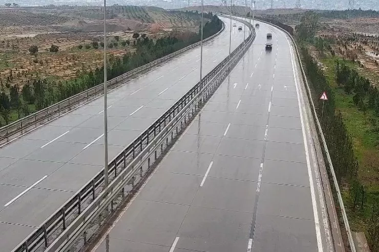 Bu yolda sürət həddi endirildi 