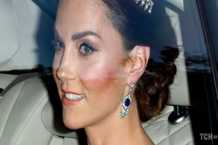 Kraliyyət ailəsinə  məxsus ən dəyərli zinət əşyaları 