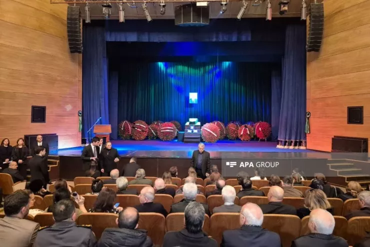 Rasim Balayevlə vida mərasimindən FOTOLENT 