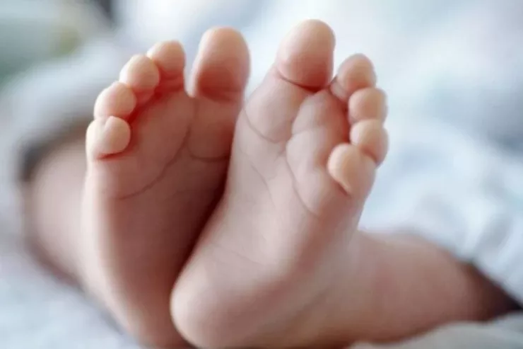 Bakıda  2 yaşlı uşaq   müəmmalı şəkildə öldü