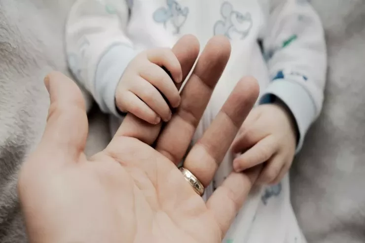 Uşağın ağlamasını “tərcümə edən”   süni intellekt tətbiqi yaradıldı 