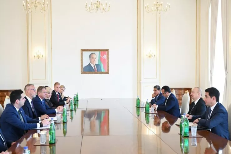 İlham Əliyev Slovakiya Milli Şurasının sədrini qəbul etdi