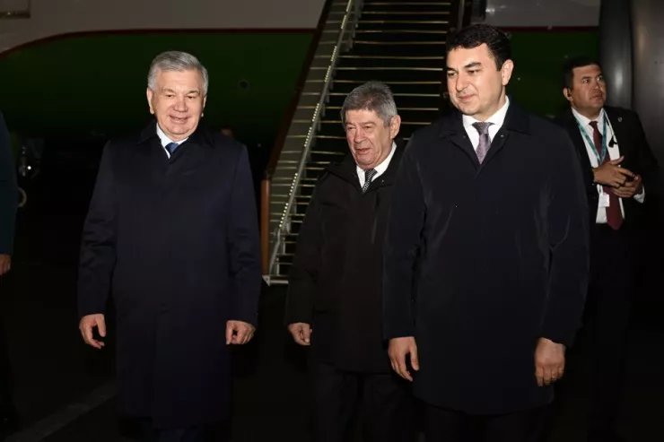 Qırğızıstan və Özbəkistan prezidentləri BAKIDA 