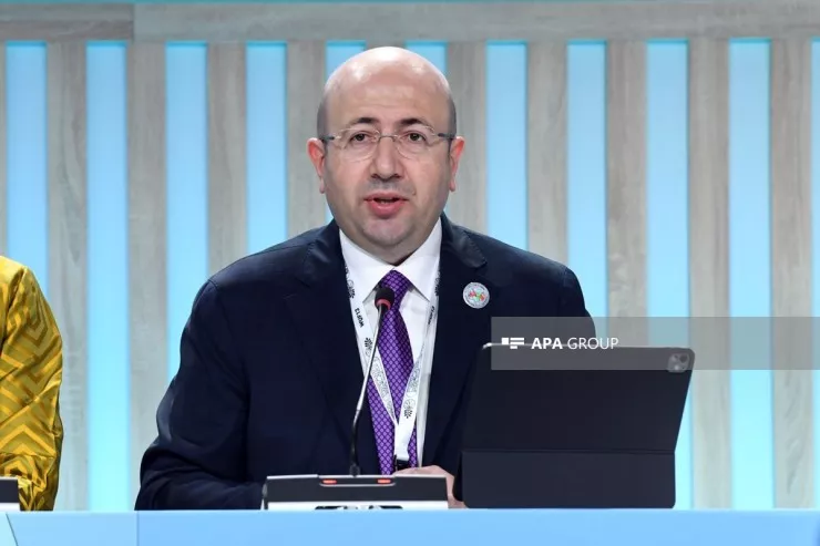 Dövlət Şəhərsalma və Arxitektura Komitəsinin sədri, WUF13 milli koordinatoru Anar Quliyev