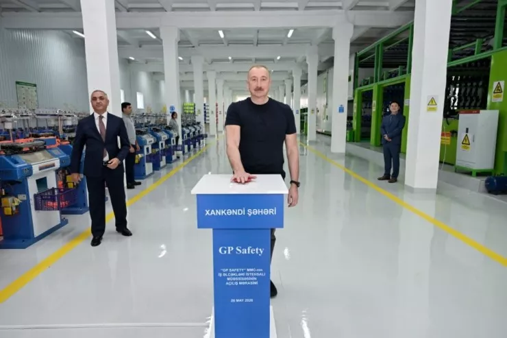 Prezident Xankəndidə əlcək istehsalı müəssisəsinin açılışını etdi - FOTOLENT 
