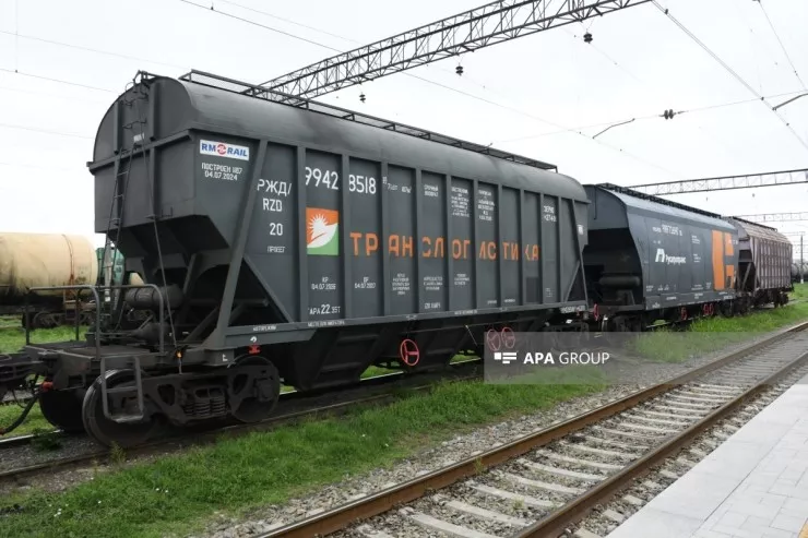 Azərbaycan vasitəsilə Ermənistana 280 ton buğda  göndərildi - FOTO 